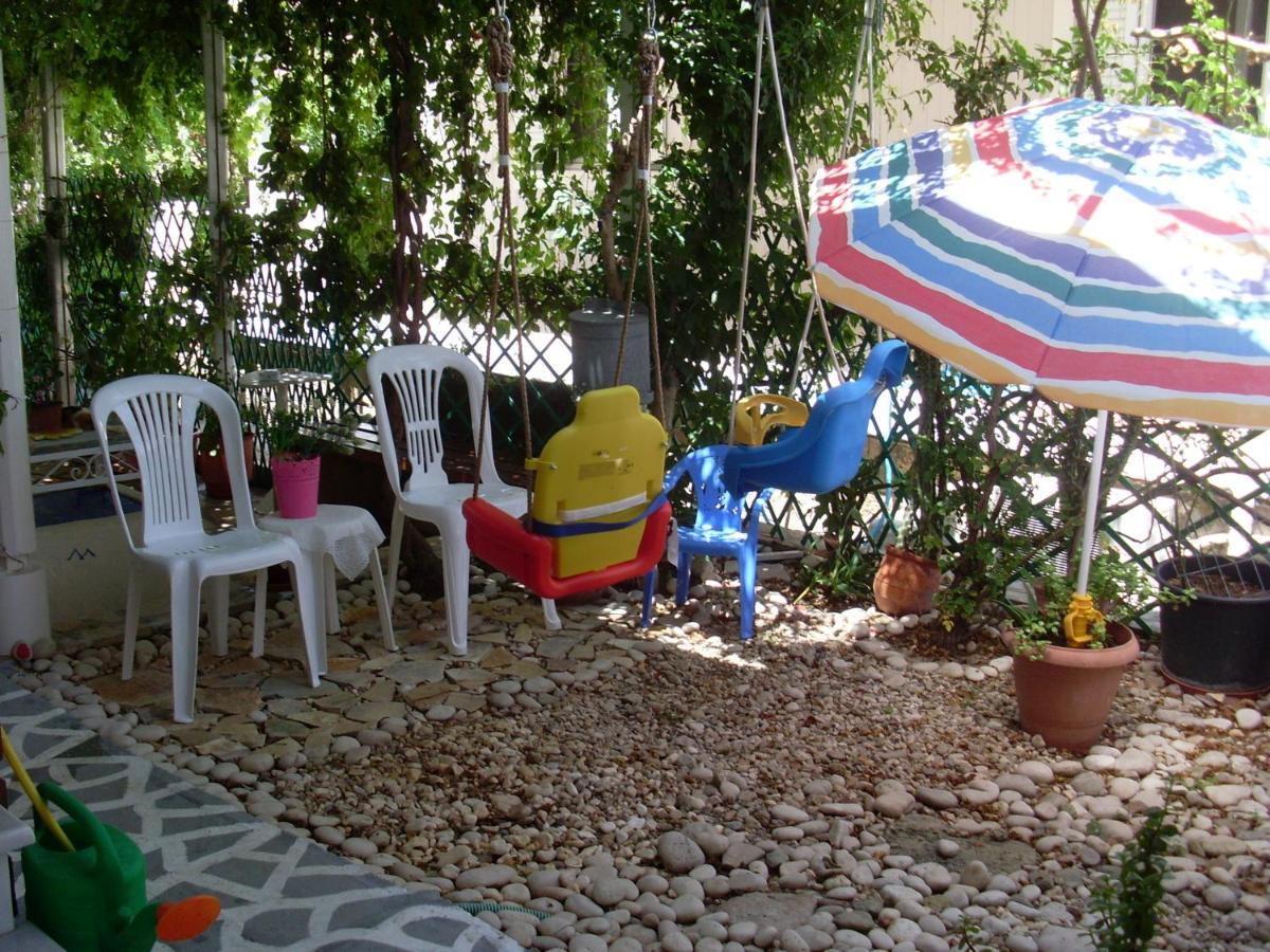 Mariangela Apartments Lixouri Exterior photo