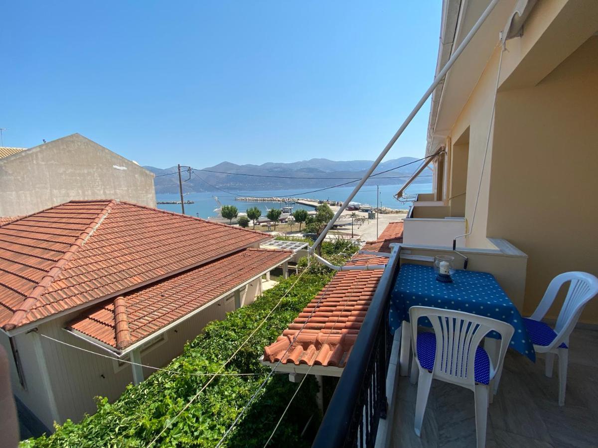 Mariangela Apartments Lixouri Exterior photo